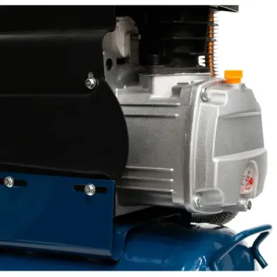 Compresor De Aire 21 L 2.4 Hp Toolcraft Pistola Y Manguera