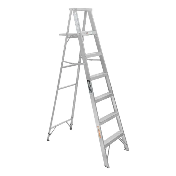 Escalera De 7 Escalones - 6 Peldaños Con Bandeja, Tipo 3 Truper (ESTA-36 - 10442)